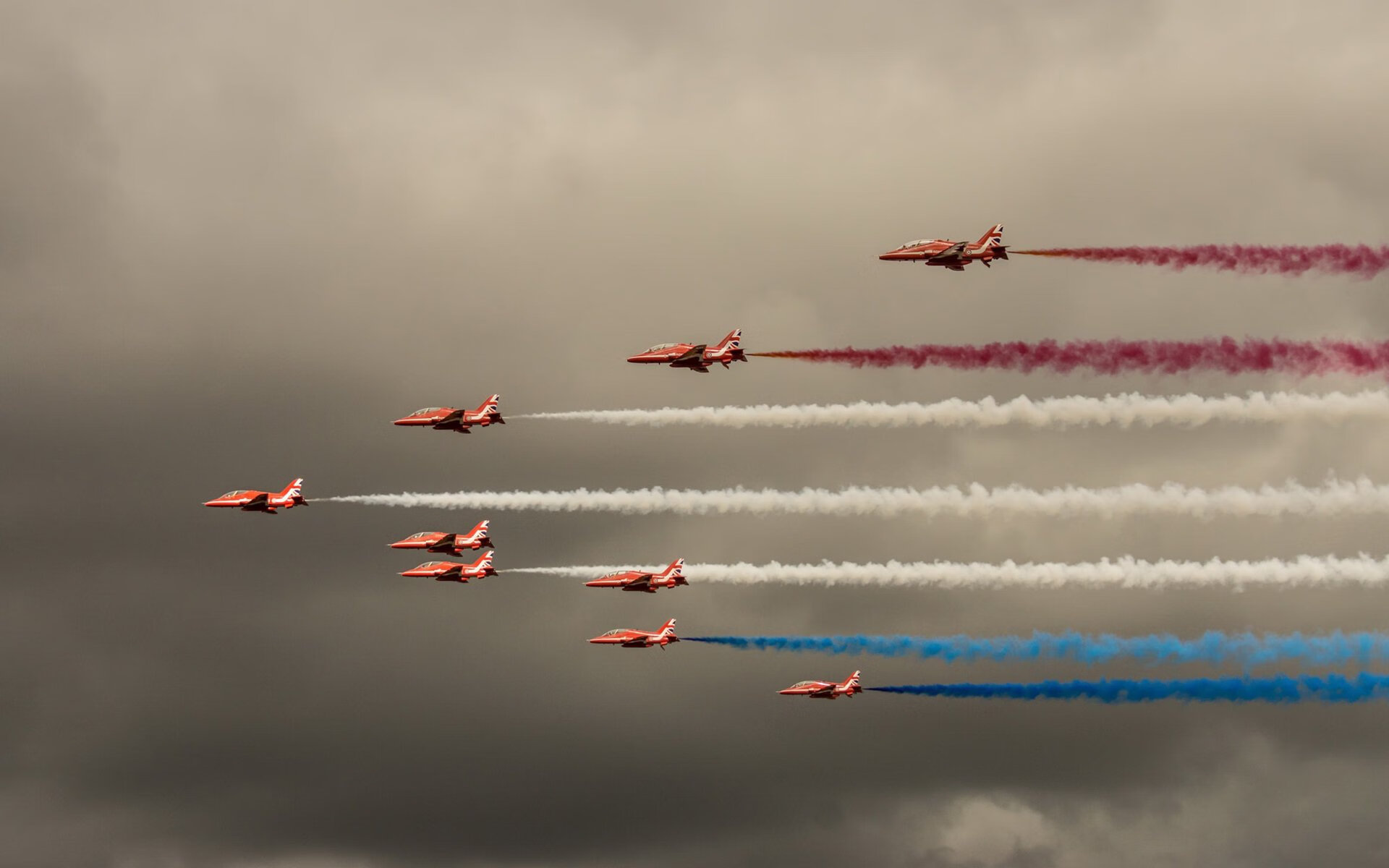 开云中国大陆-中场三角流畅组织转化为高位控球，中场三角流畅组织转化为高位控球组合