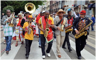 kaiyun体育app-比赛开幕式表演融合地方体育特色,比赛开幕式流程方案